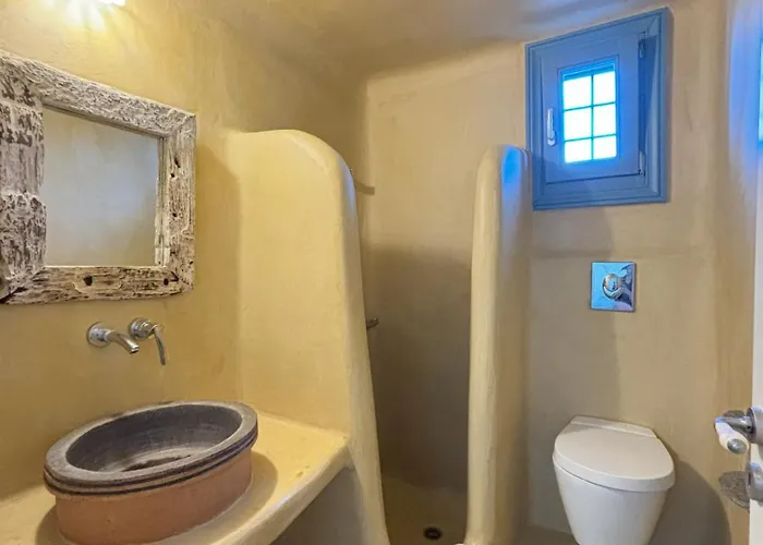 Almyra Yellow بيت للعطل