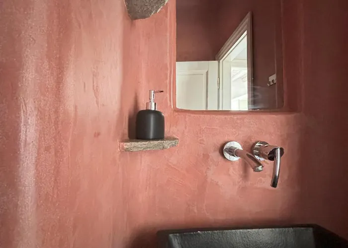 Semesterbostad Almyra Yellow *